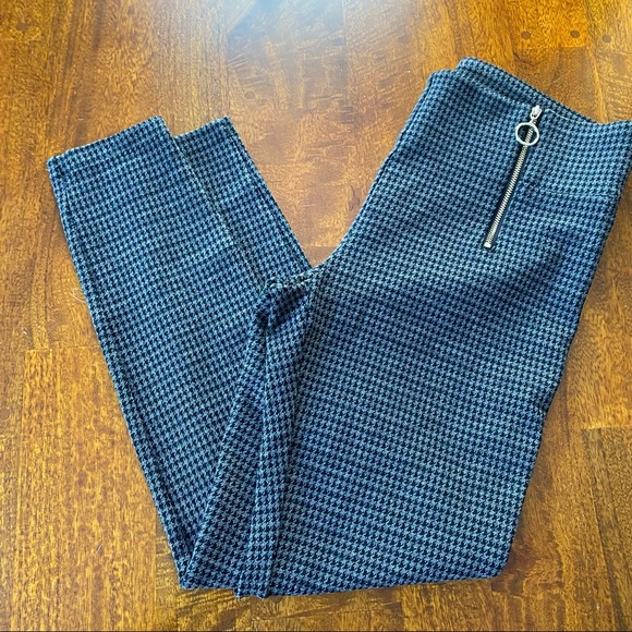Ann Taylor Houndstooth Leggings - Picture 4 of 10
